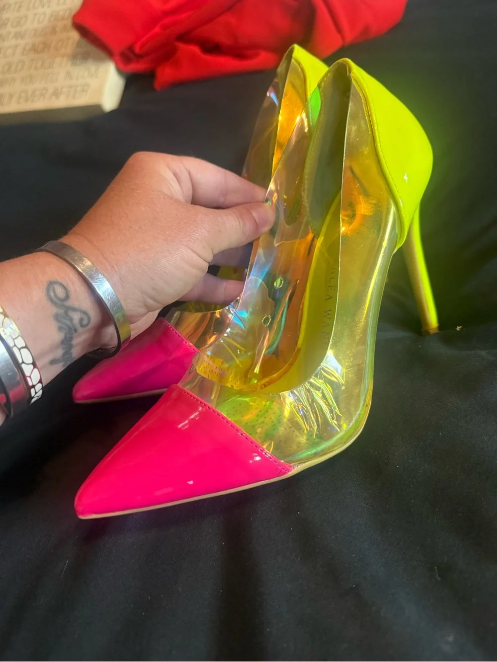 Azalea Wang Women’s Neon Pink Pointed Clear Pumps